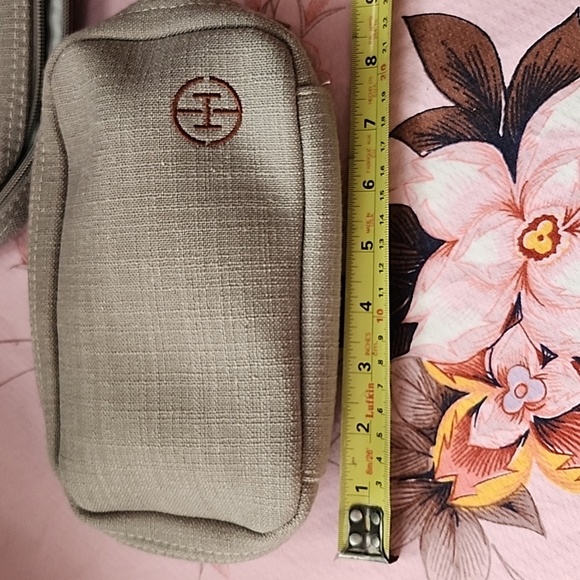 Gray Textured Pouch For Men - Picture 3 of 8